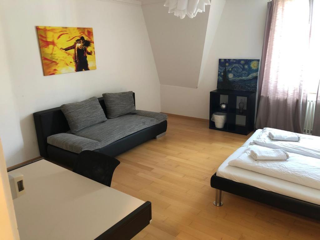 Zuerizimmer Цюрих Экстерьер фото